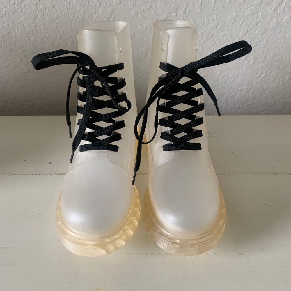 NEW JESSICA SIMPSON RAIN BOOTS